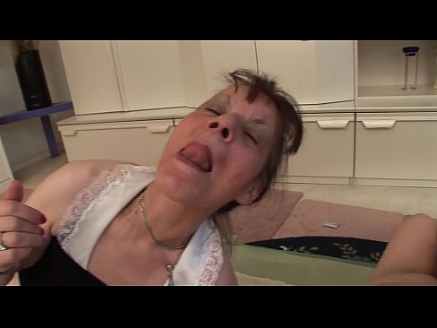 ❤️ Tokorua nga kuia me tetahi koroua he tokotoru ️ Porno i mi.hentai-id-tv.ru ☑